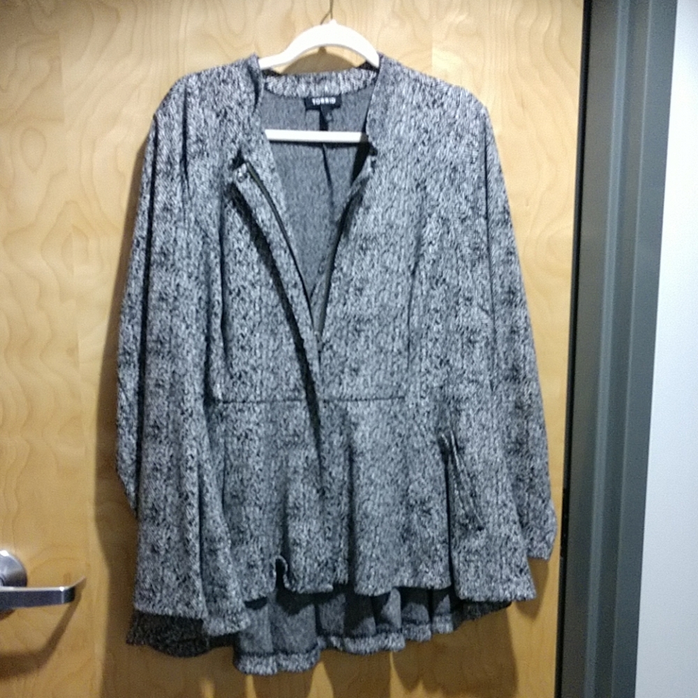Torrid Gray and black speckled blazer